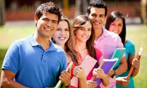 في أول سنة جامعة اعرف 10 أنواع طلاب ستقابلهم - منصة كلمتنا