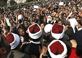 طلاب الأزهر يحتجون للمرة الثانية على الرسوب في مرحلة الثانوية - بوابة  الشروق - نسخة الموبايل