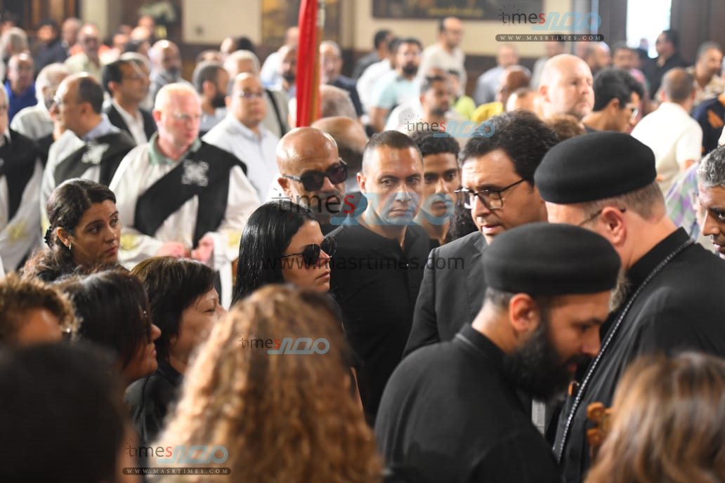 جنازة الفنان لطفي لبيب 