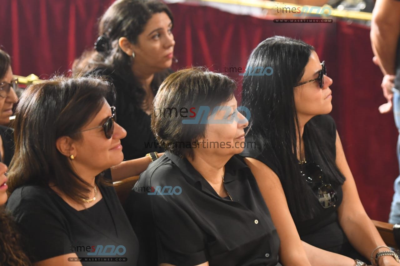 جنازة الفنان لطفي لبيب 