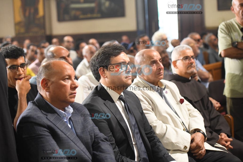 جنازة الفنان لطفي لبيب 