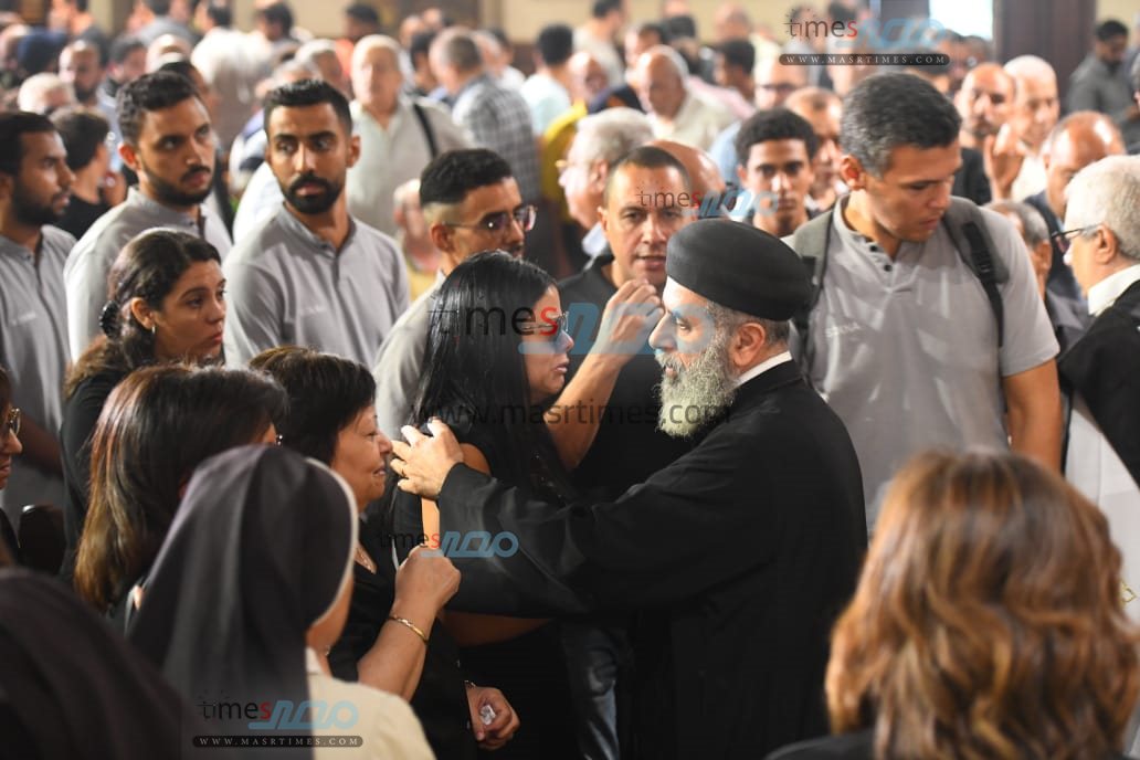 جنازة الفنان لطفي لبيب 