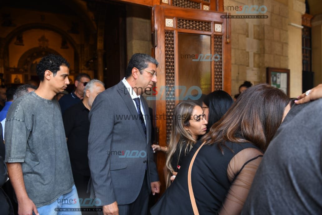 جنازة الفنان لطفي لبيب 