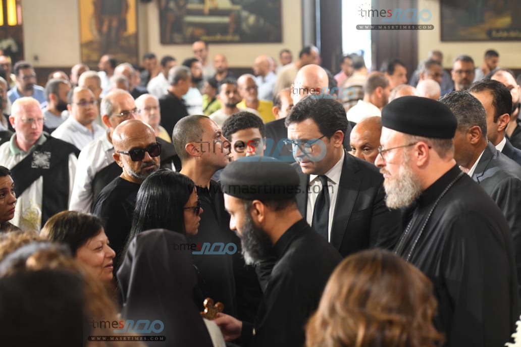 جنازة الفنان لطفي لبيب 