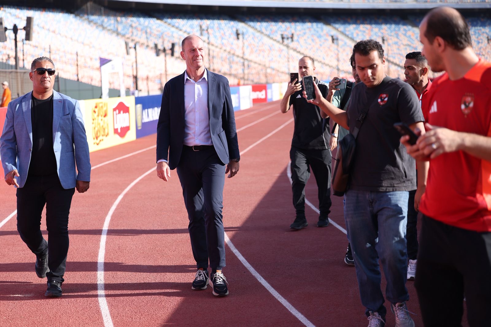 671fc0fa-3ee3-40fb-ac40-e2d42717c836