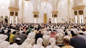 هل يجوز ترك العمل لصلاة التراويح؟