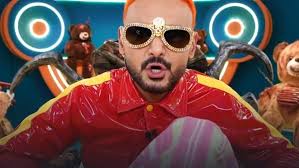 رامز جلال يقدم أسماء جلال في برنامج رامز ليفل الوحش: النجمة اللي معانا  عاملة حريقة.. وارحمي الشباب اللي شايفين منك الويل