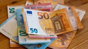 سعر اليورو مقابل الجنيه المصري اليوم السبت 15-11-2025.. آخر تحديث - الوطن