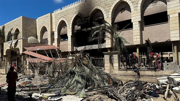 استشهاد 12 فلسطينيا في قصف إسرائيلي على مدرسة تؤوي نازحين وسط غزة 