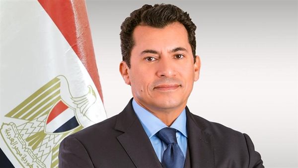 وزير الشباب والرياضة يهنئ نظيريه المغربي والسعودي باستضافة كأس العالم 2030 و2034