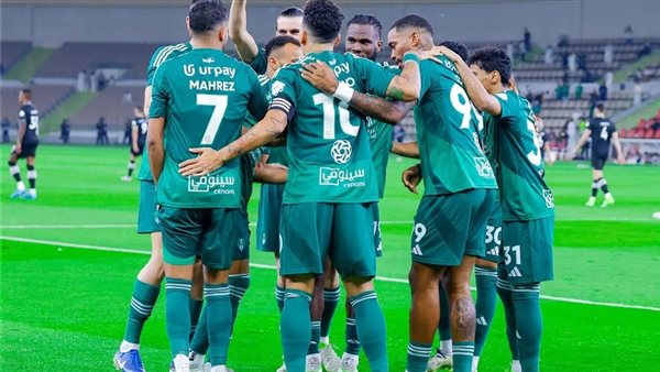 الأهلي يهزم الشباب بثلاثية في الدوري السعودي