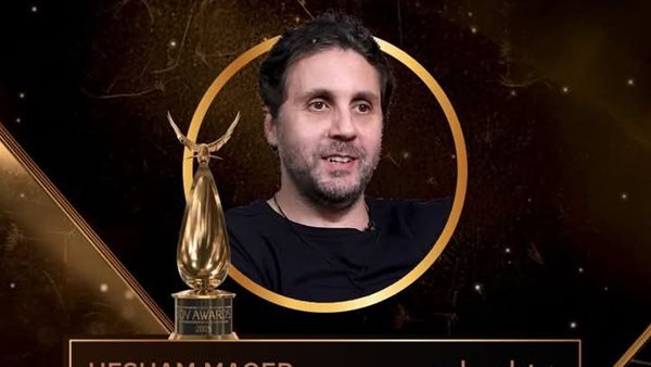 هشام ماجد يفوز بجائزة الممثل المفضل في فئة السينما بـ"joy awards " (صورة) 