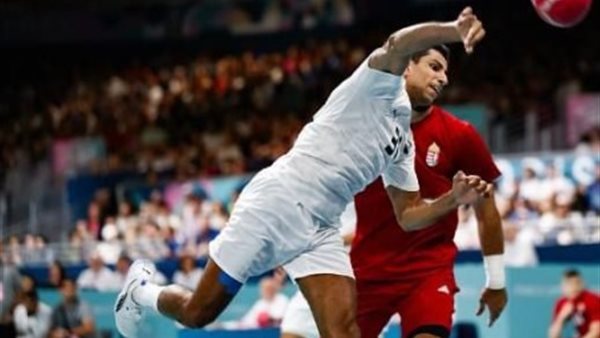 منتخب مصر لكرة اليد ينهي الشوط الأول متقدمًا على الرأس الأخضر 