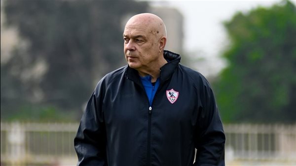 جروس يعقد جلسة مع لاعبي الزمالك قبل انطلاق مران اليوم