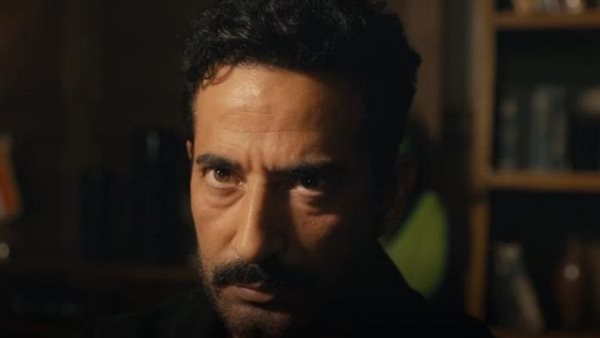 مسلسل سيد الناس الحلقة 23.. هل يعرف عمرو سعد والدته؟