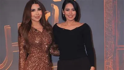 لقاء الخميسي مع أميرة بدر    
