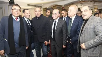 وزير الاستثمار ومحمد الباز وخالد صلاح ومحمد زكي     