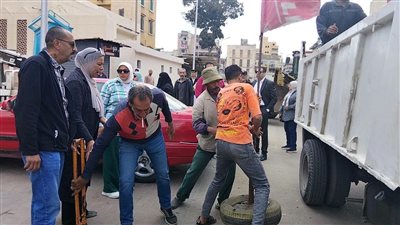  حملة مكبرة لإعادة الانضباط ورفع الإشغالات بنطاق حي المناخ