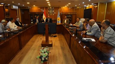 محافظ أسيوط 