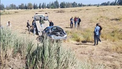 إصابة 3 أشخاص في انقلاب سيارة ملاكي على طريق دخميس – كفر الش