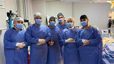 صورة الفريق الطبي  