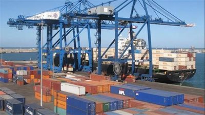 ميناء دمياط