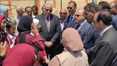 محافظ الغربية يتفقد مركز شباب تفهنا العزب