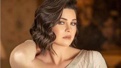  الفنانة يسرا اللوزي