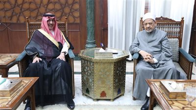 شيخ الأزهر يستقبل السفير السعودي 