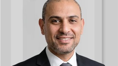  الدكتور عمرو الديب